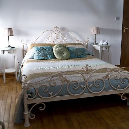 Sheldon'S Retreat B&B Bakewell Bagian luar foto