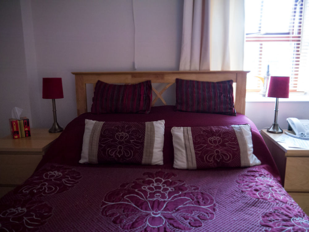 Sheldon'S Retreat B&B Bakewell Bagian luar foto